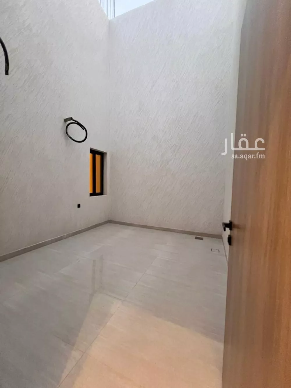 دور 5 غرف في الملك فهد 22