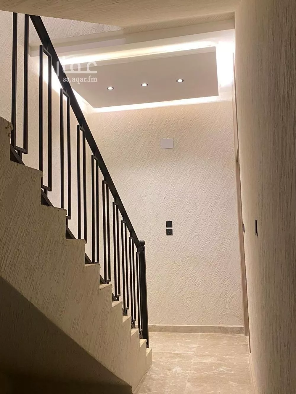 دور 5 غرف في الملك فهد 32