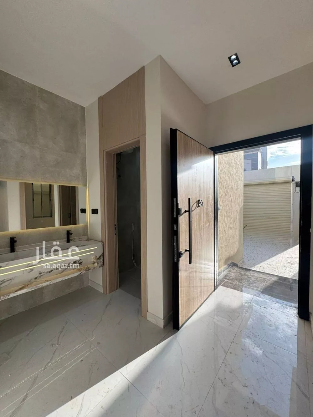 4 bedroom floor in Abu Markha 14