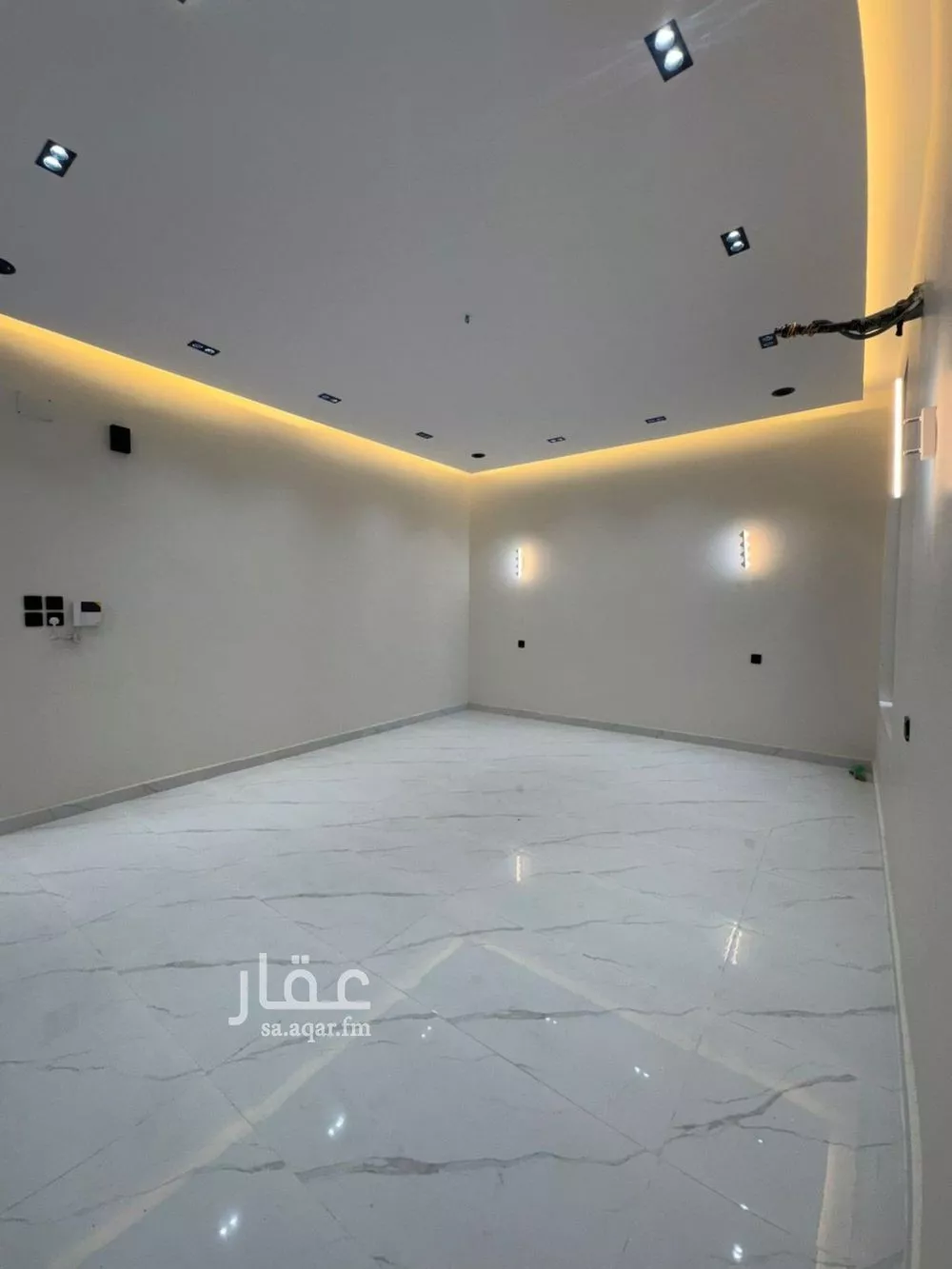 4 bedroom floor in Abu Markha 6