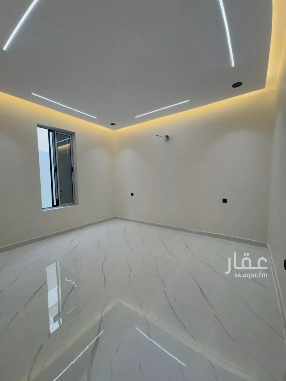 4 bedroom floor in Abu Markha 10