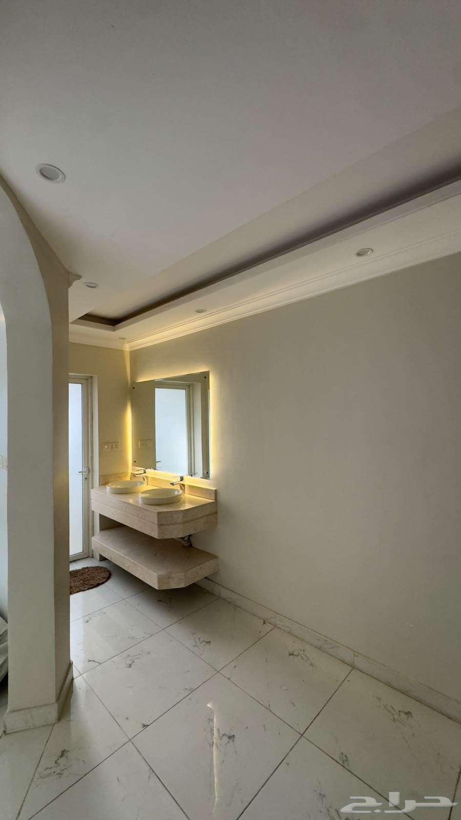 4 bedroom apartment in Ash Shulah, Eastern Province 2