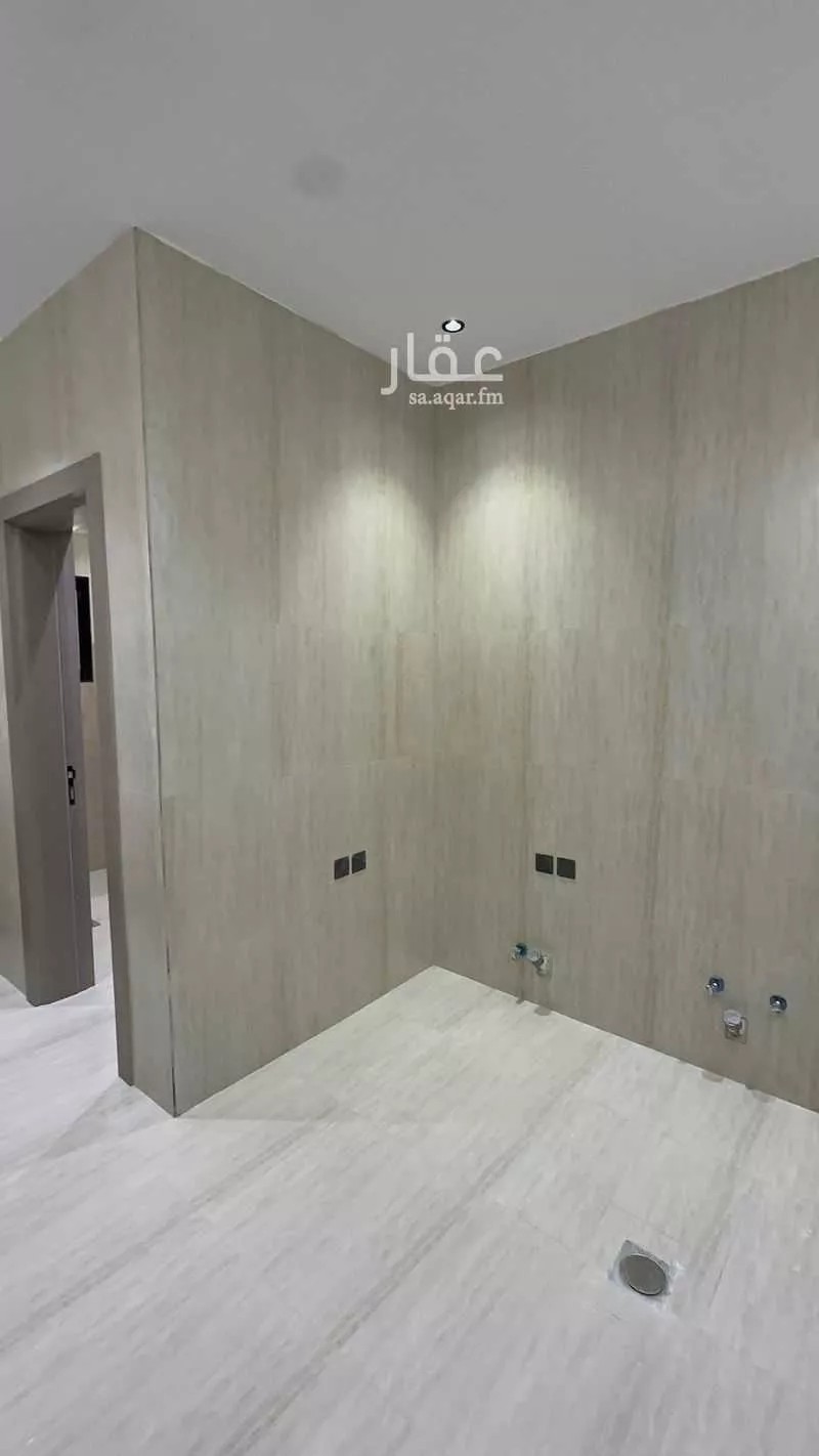 5 bedroom floor in Warqan 13