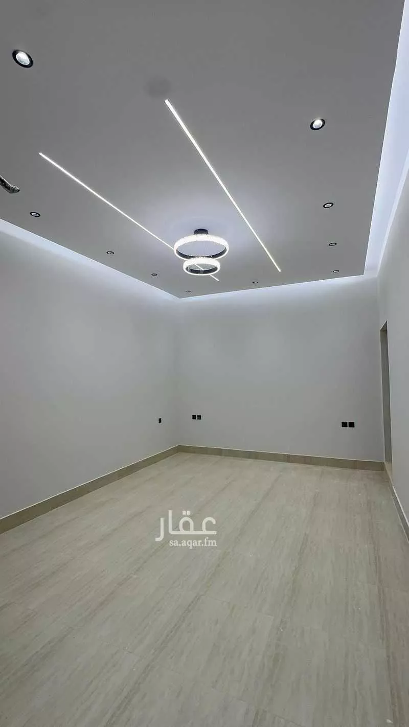 5 bedroom floor in Warqan 3