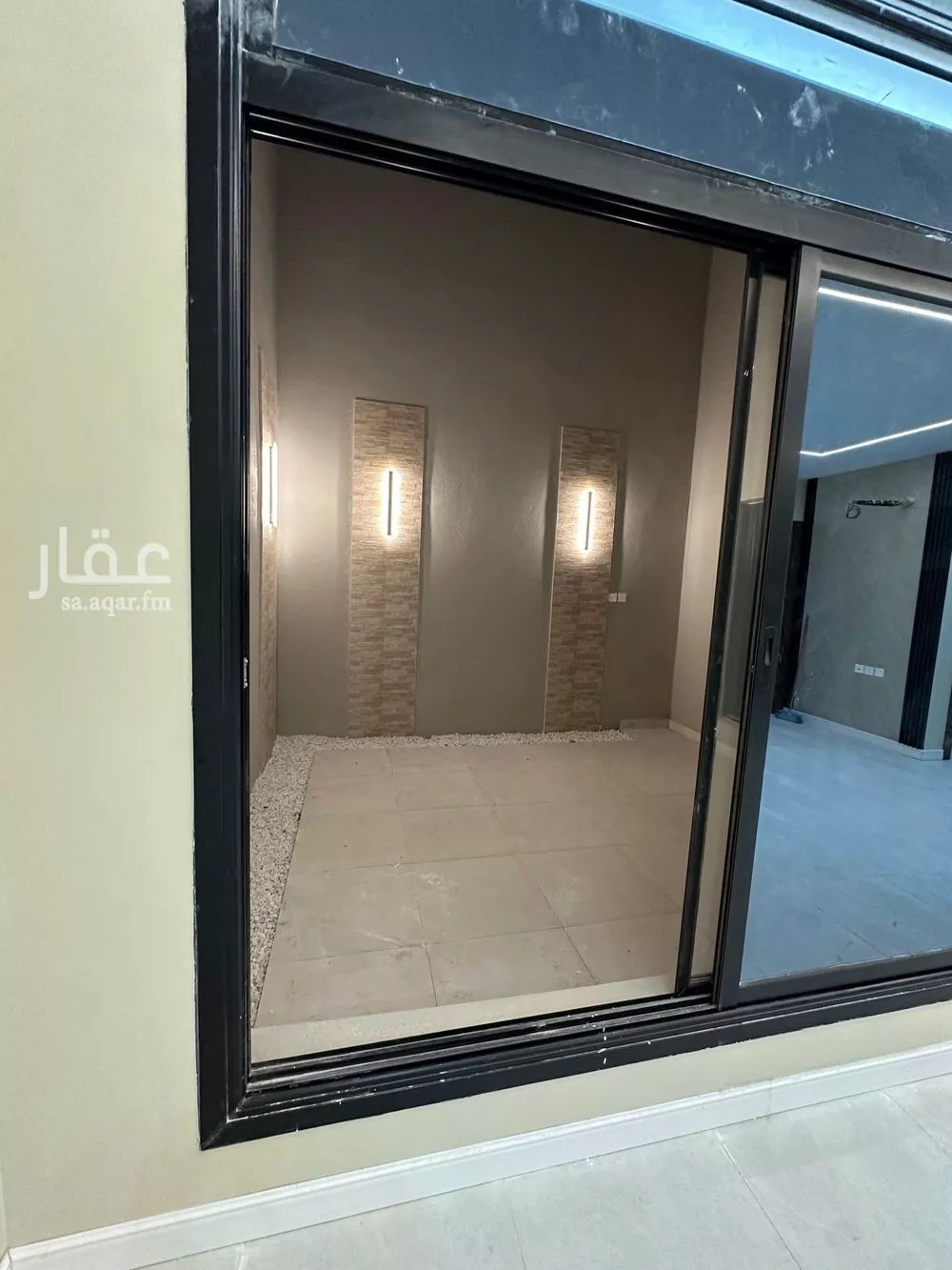 دور 7 غرف في المطار 10