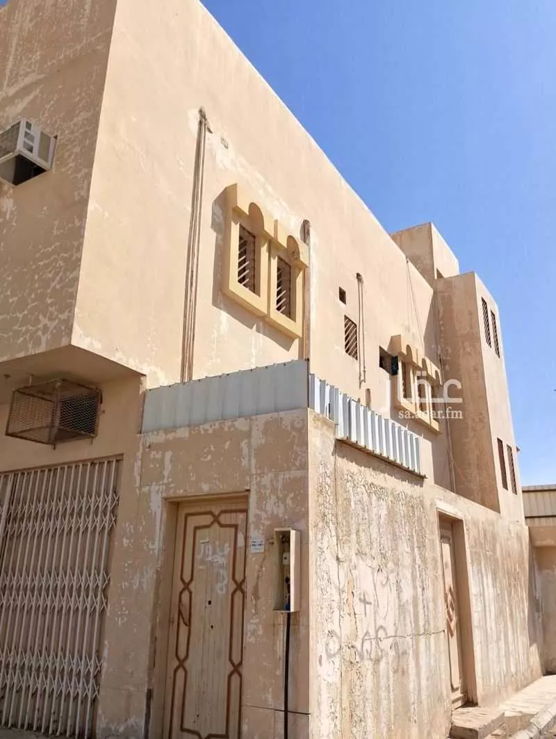 11 bedroom building in Tuwaiq, Riyadh 2