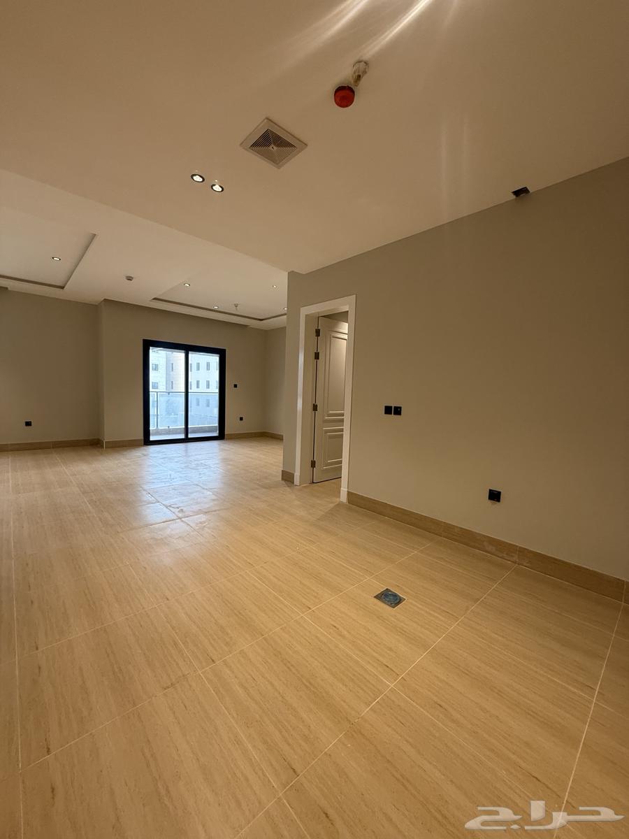 3 bedroom apartment in Al Hamra, Eastern Province 14
