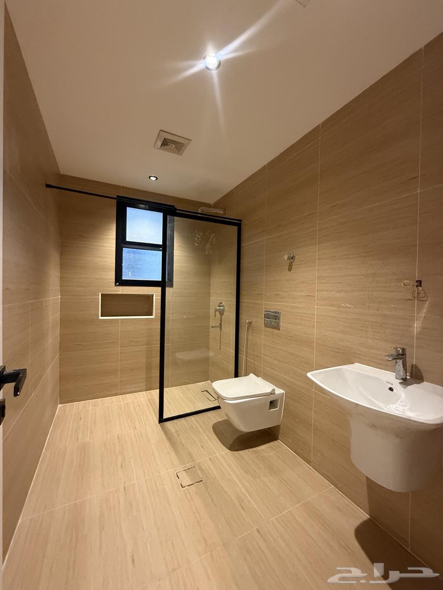 3 bedroom apartment in Al Hamra, Eastern Province 18