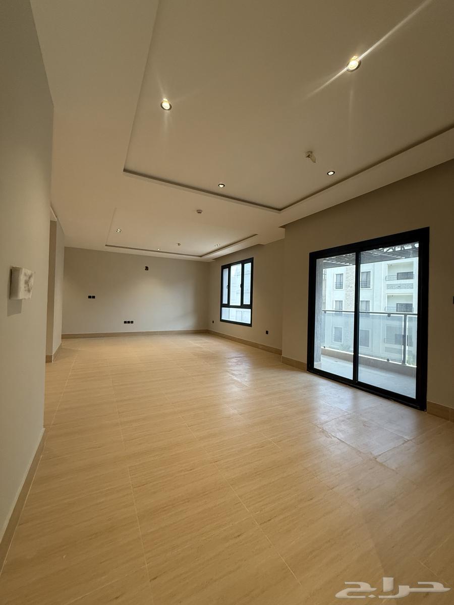 3 bedroom apartment in Al Hamra, Eastern Province 15