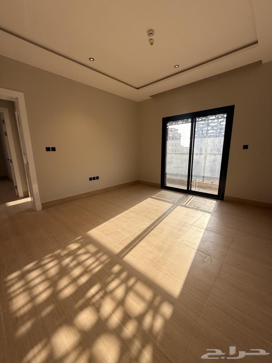 3 bedroom apartment in Al Hamra, Eastern Province 24