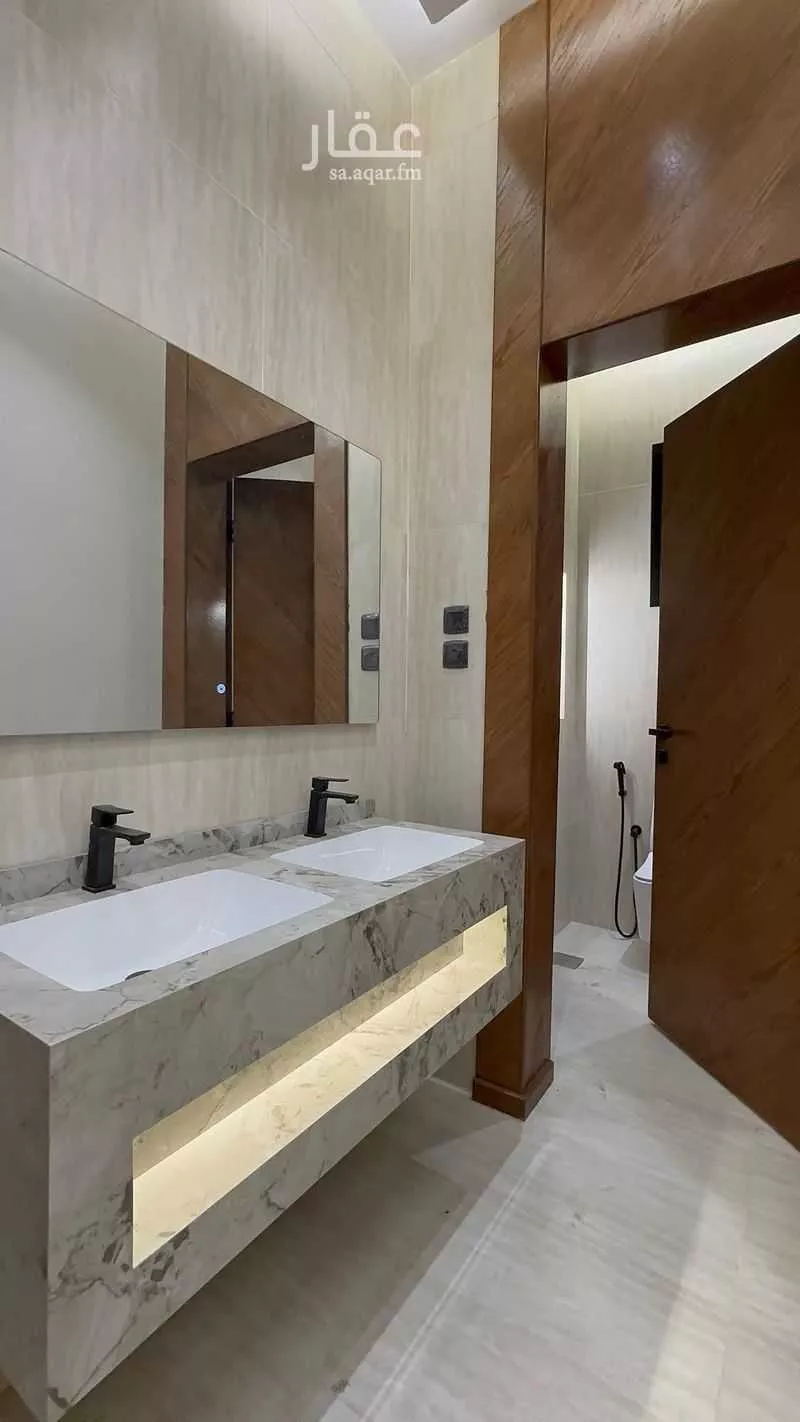 6 bedroom floor in Al Difa 3