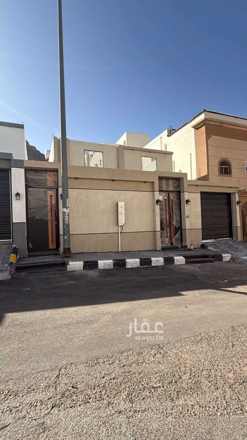 6 bedroom floor in Al Salam 2