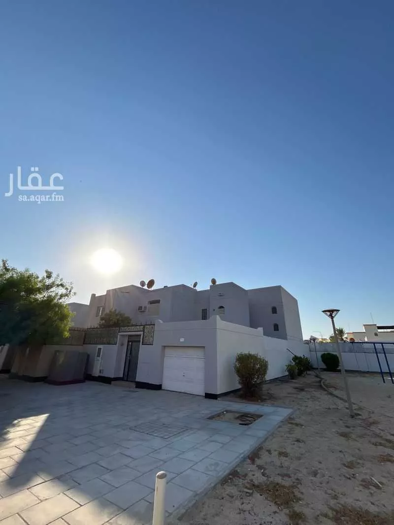 فيلا 4 غرف في الفاروق، مدينة الجبيل الصناعية