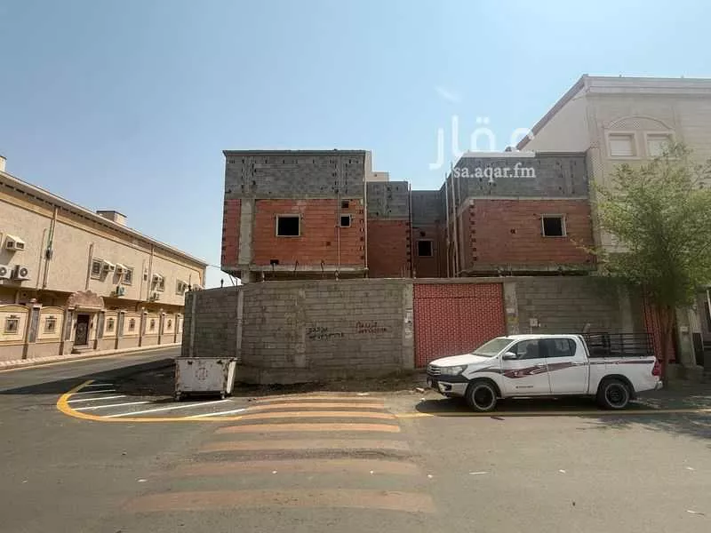 5 bedroom building in Shawran, Madinah