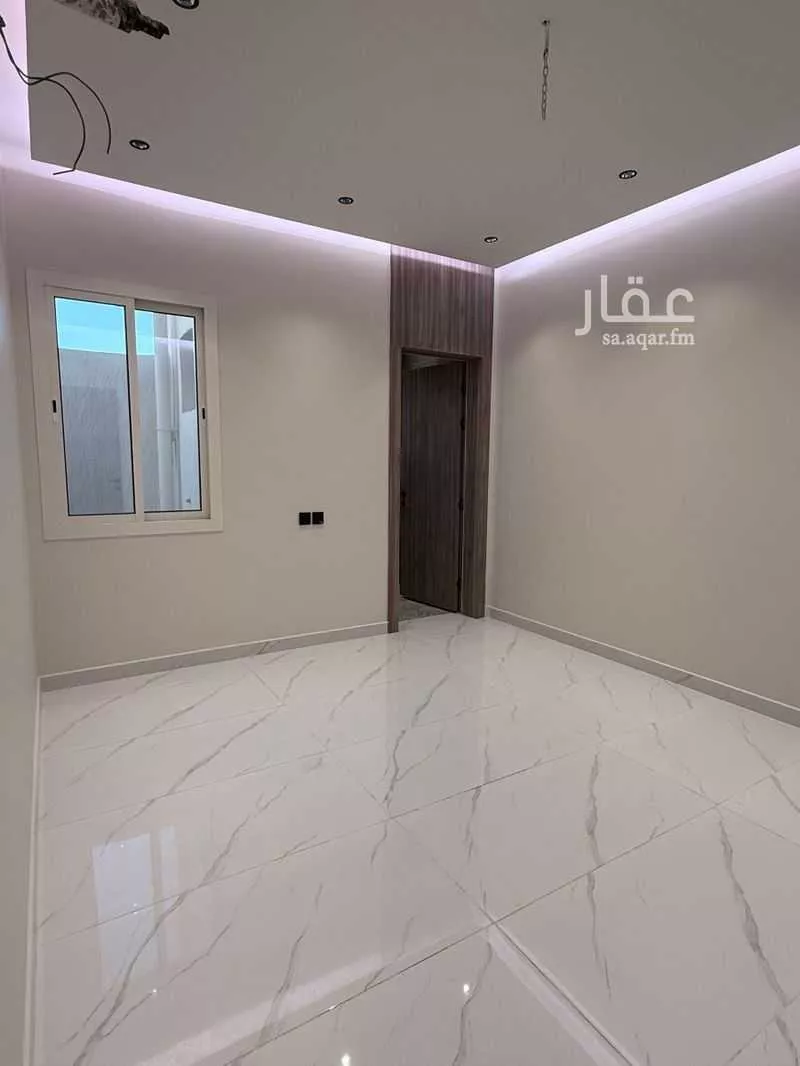 6 bedroom floor in Abu Markha 5