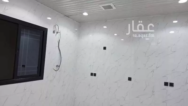 دور 6 غرف في السلام 8