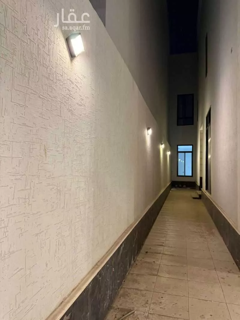6 bedroom floor in Qalat Makhit 11