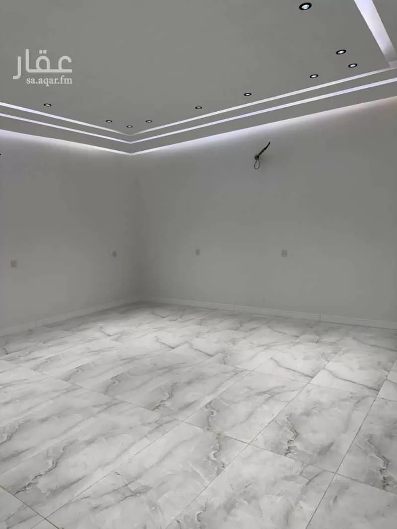 6 bedroom floor in Qalat Makhit 20