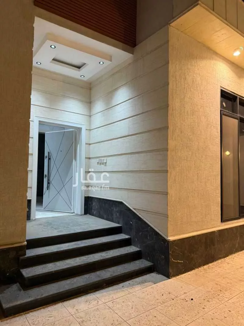 6 bedroom floor in Qalat Makhit 6