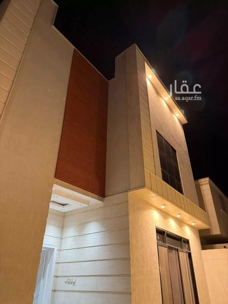 6 bedroom floor in Qalat Makhit 9