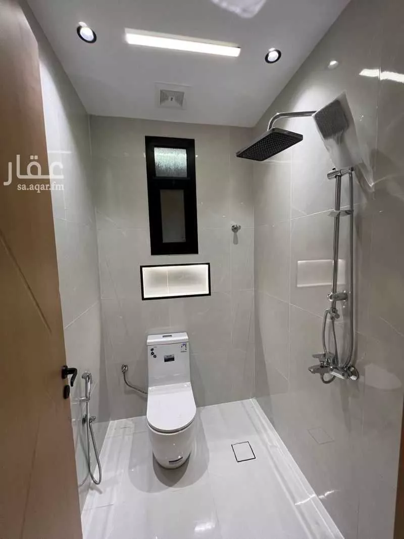 دور 6 غرف في طيبة 6