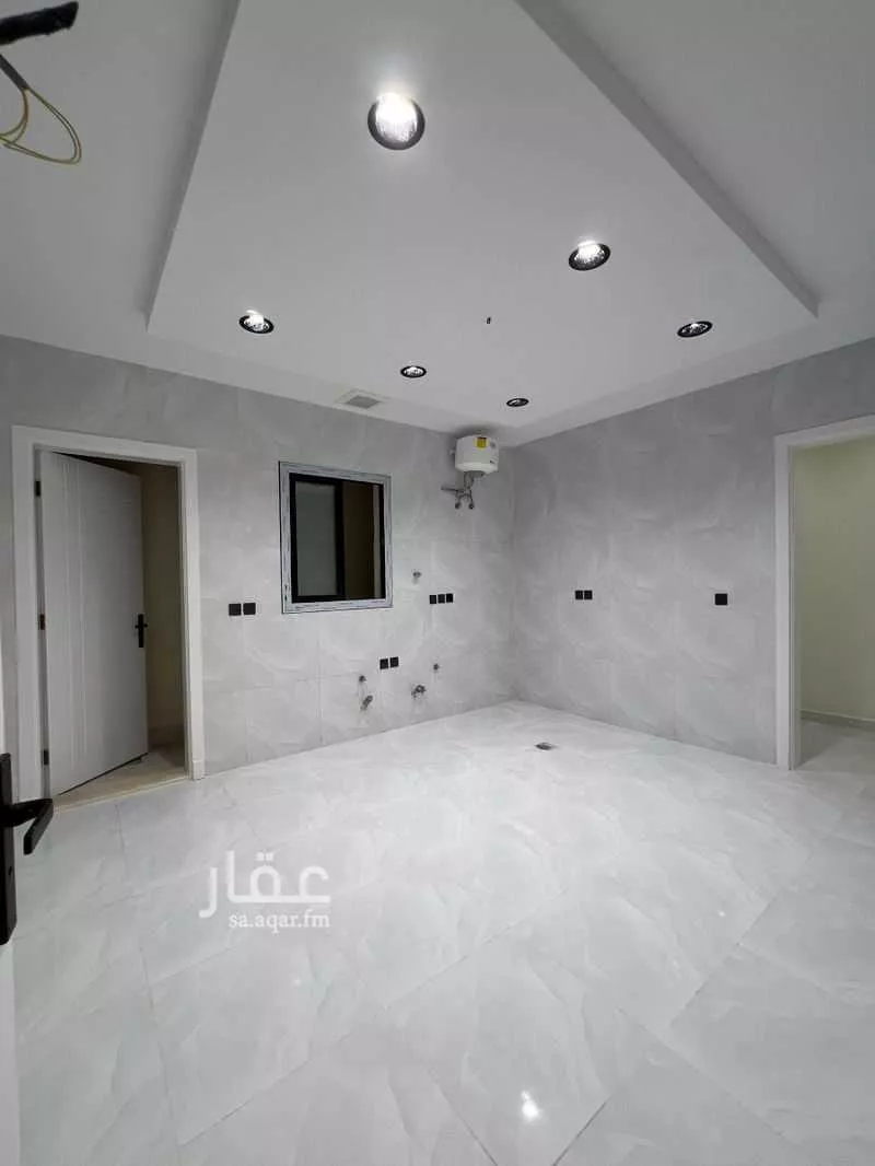 6 bedroom floor in Abu Markha 2