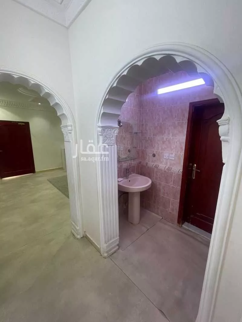 دور 5 غرف في المطار 9