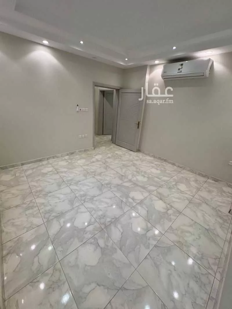 دور 7 غرف في العريض 8