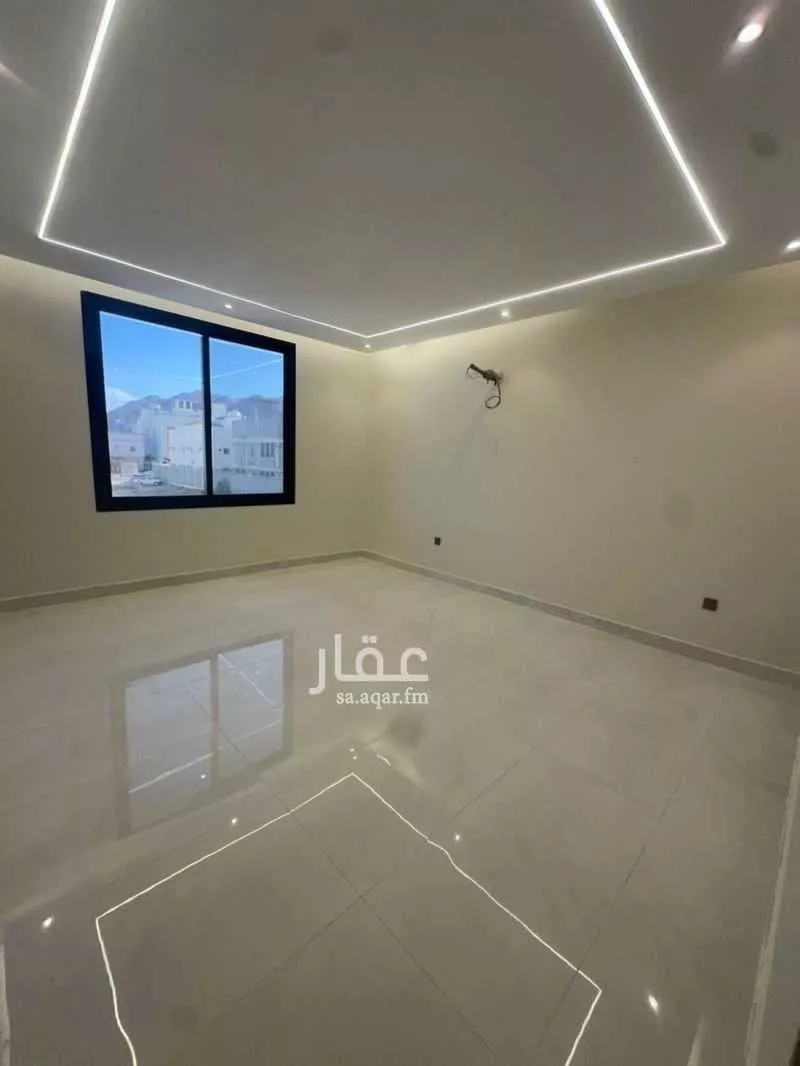 دور 5 غرف في خاخ 6