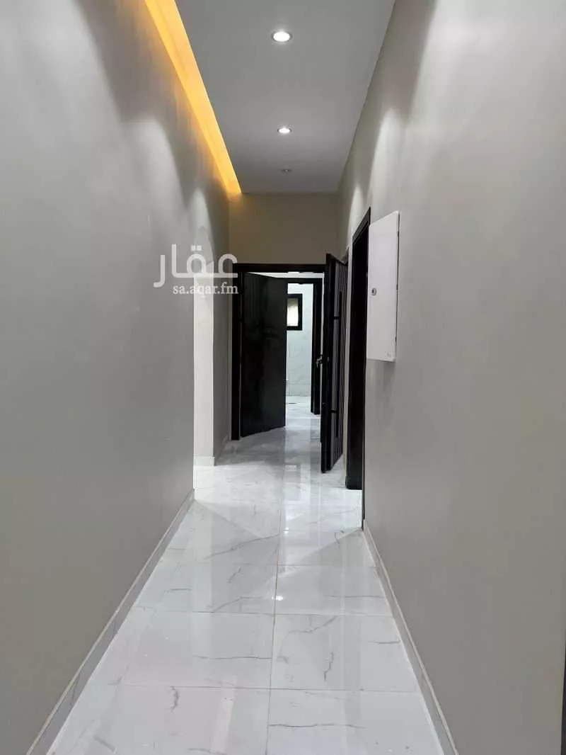 عمارة 500 م² في المطار 12