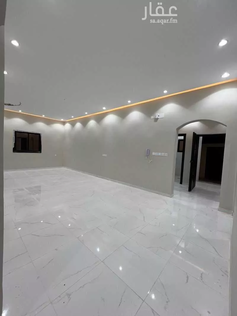 عمارة 500 م² في المطار 14