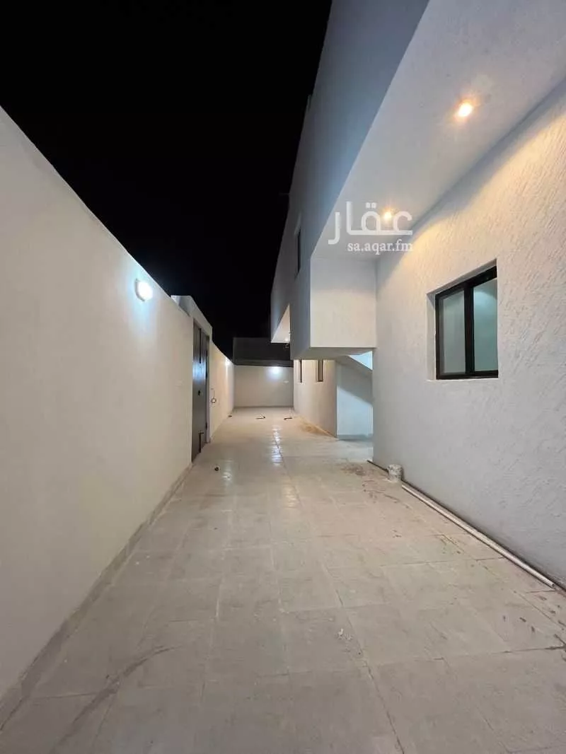 عمارة 500 م² في المطار 20