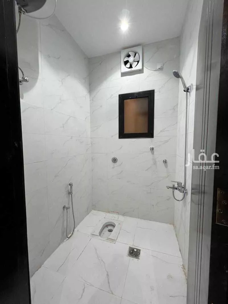عمارة 500 م² في المطار 7