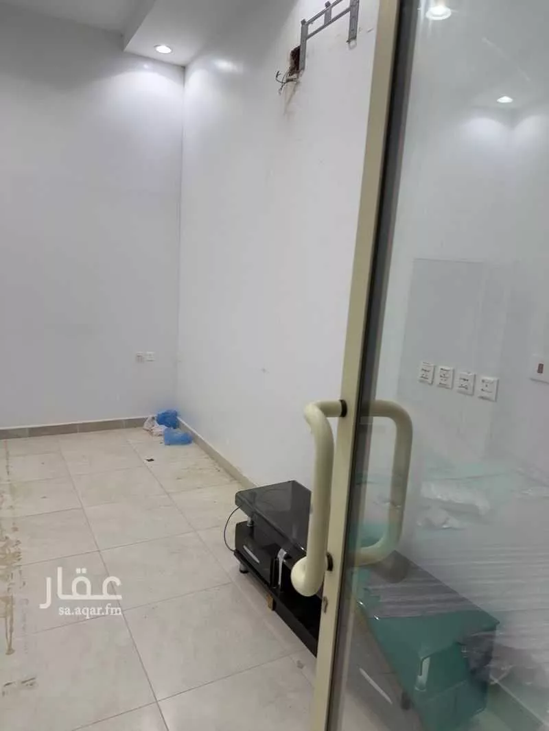shop in Al Mahdiyyah, Riyadh 6