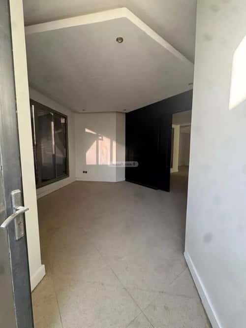 5 bedroom villa in Al Aridh 2