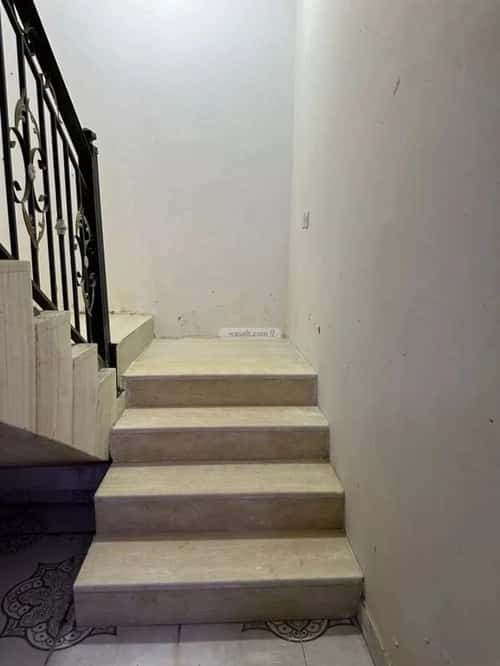 4 bedroom floor in Al Rimal 2