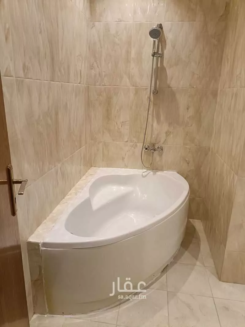 فيلا 5 غرف في القصور 27