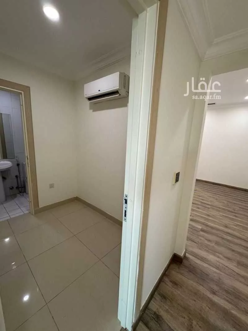 3 bedroom apartment in Al Qusur 14