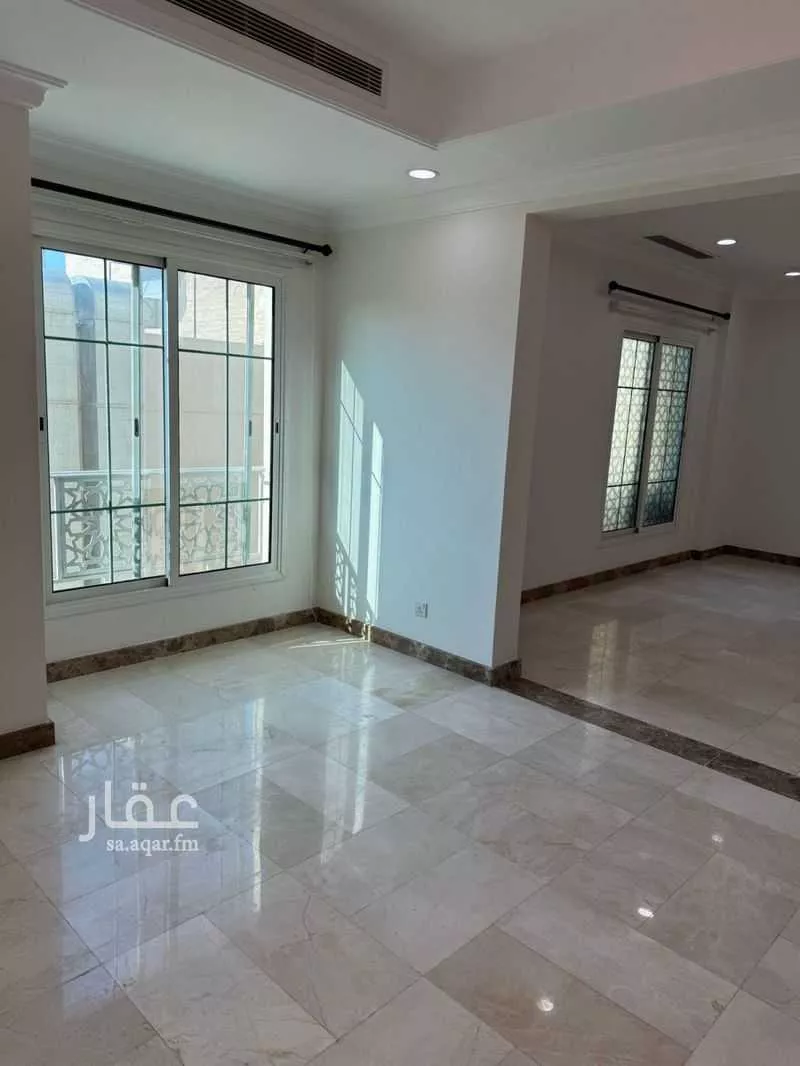 3 bedroom apartment in Al Qusur 9