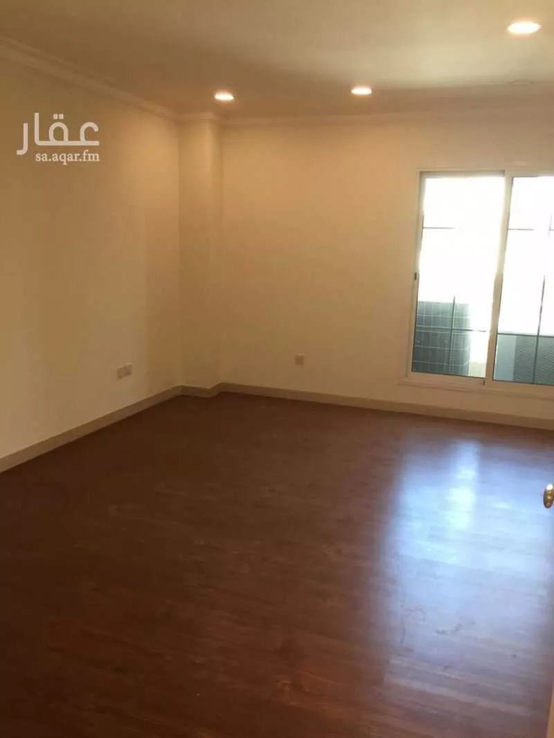 3 bedroom apartment in Al Qusur 16