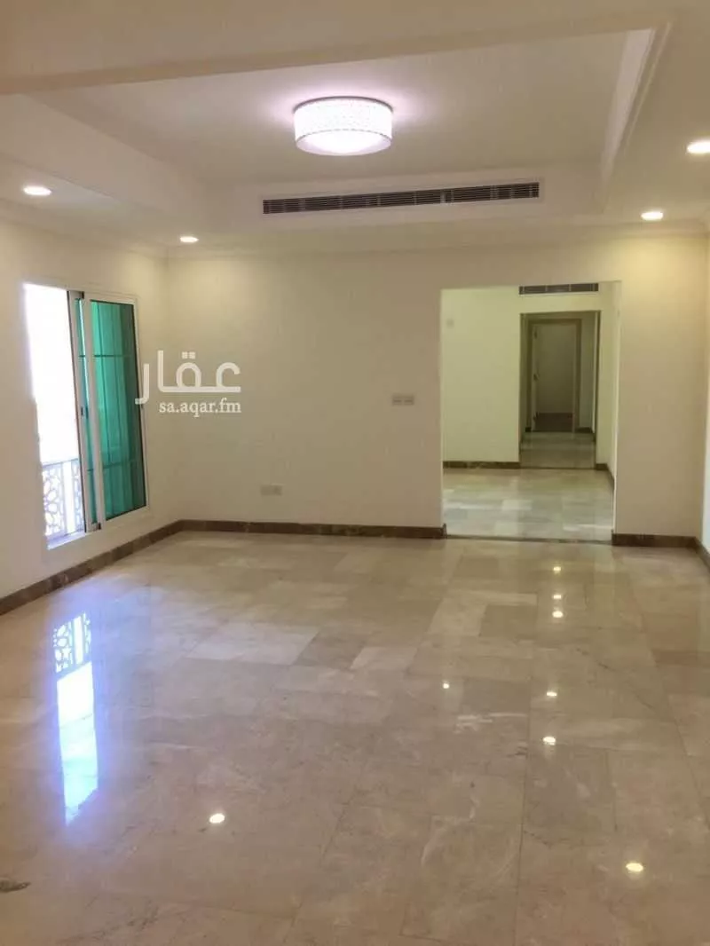 3 bedroom apartment in Al Qusur 5