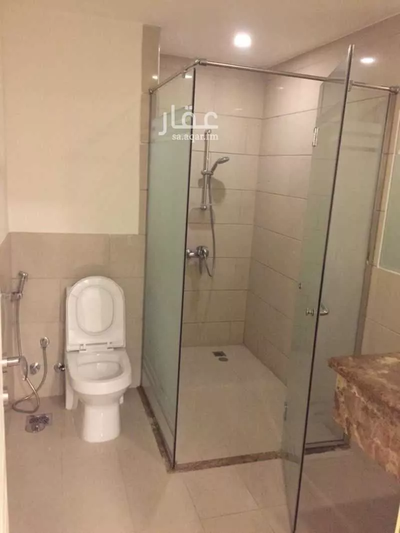 3 bedroom apartment in Al Qusur 6