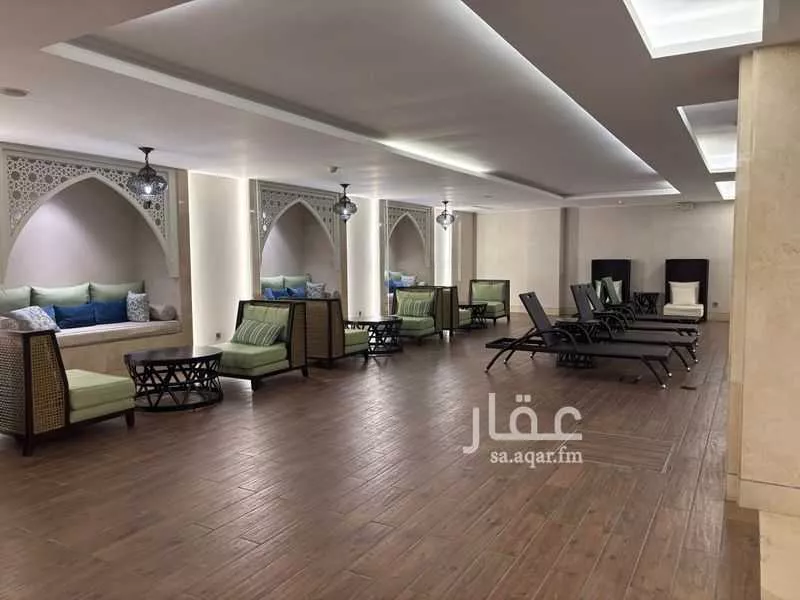 3 bedroom apartment in Al Qusur 20