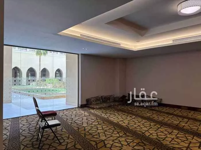 3 bedroom apartment in Al Qusur 27