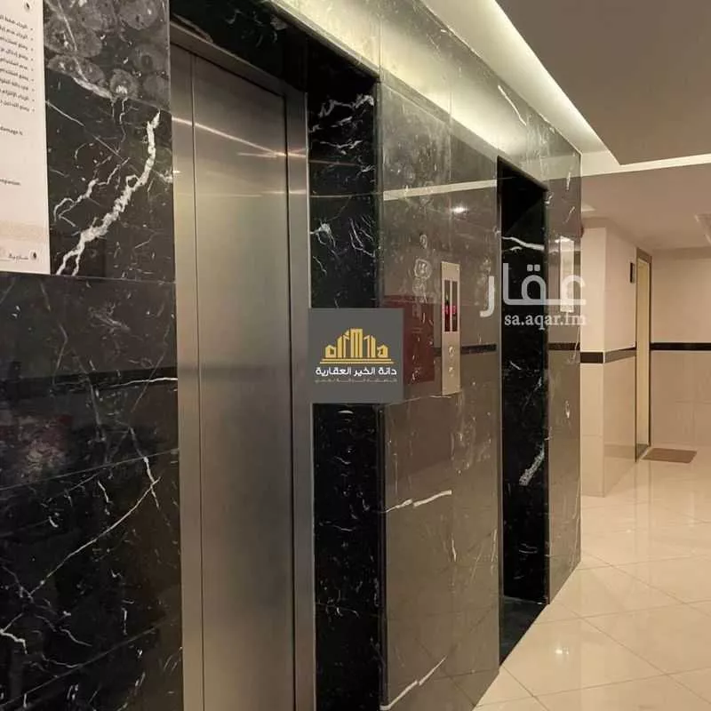 3 bedroom apartment in Al Qusur 6