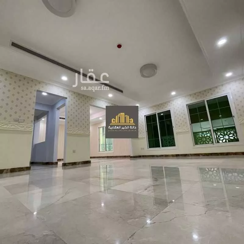 3 bedroom apartment in Al Qusur 8