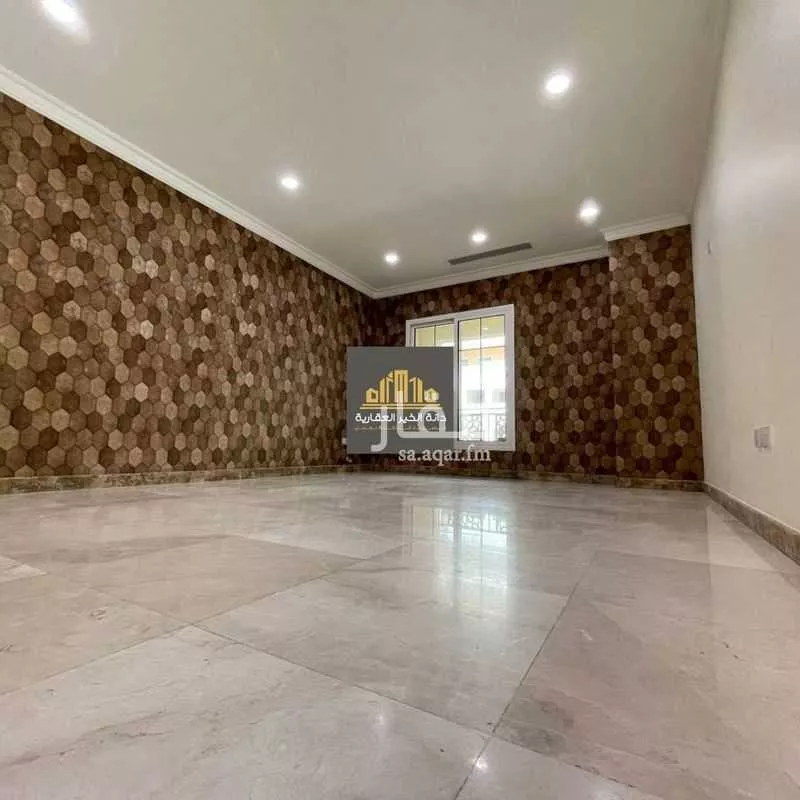 3 bedroom apartment in Al Qusur 10