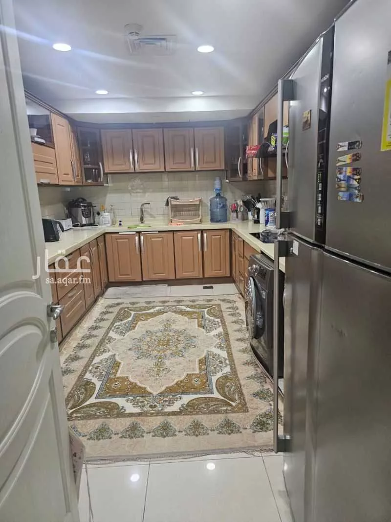 3 bedroom apartment in Al Qusur 8
