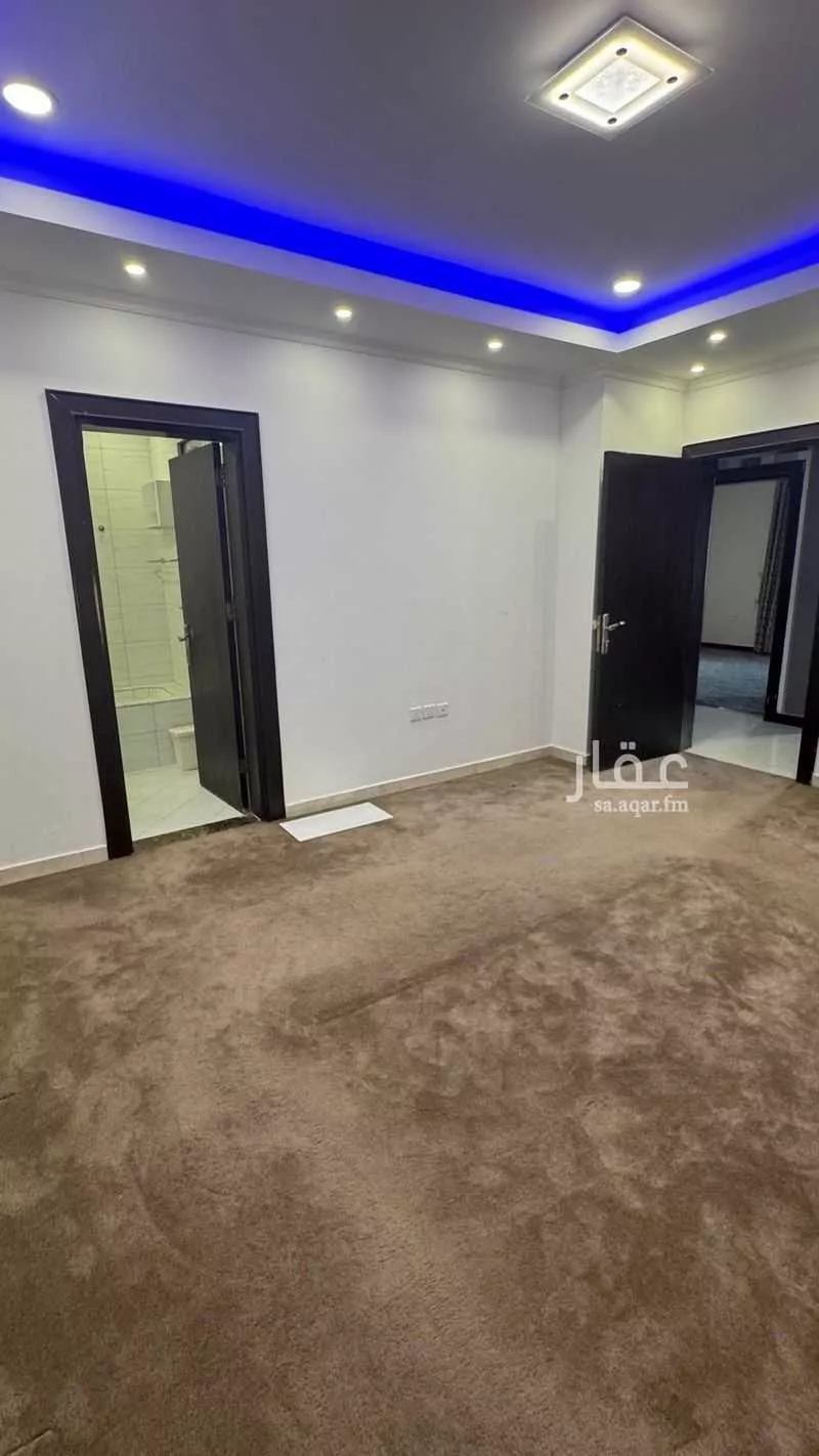 3 bedroom apartment in Al Qusur 14
