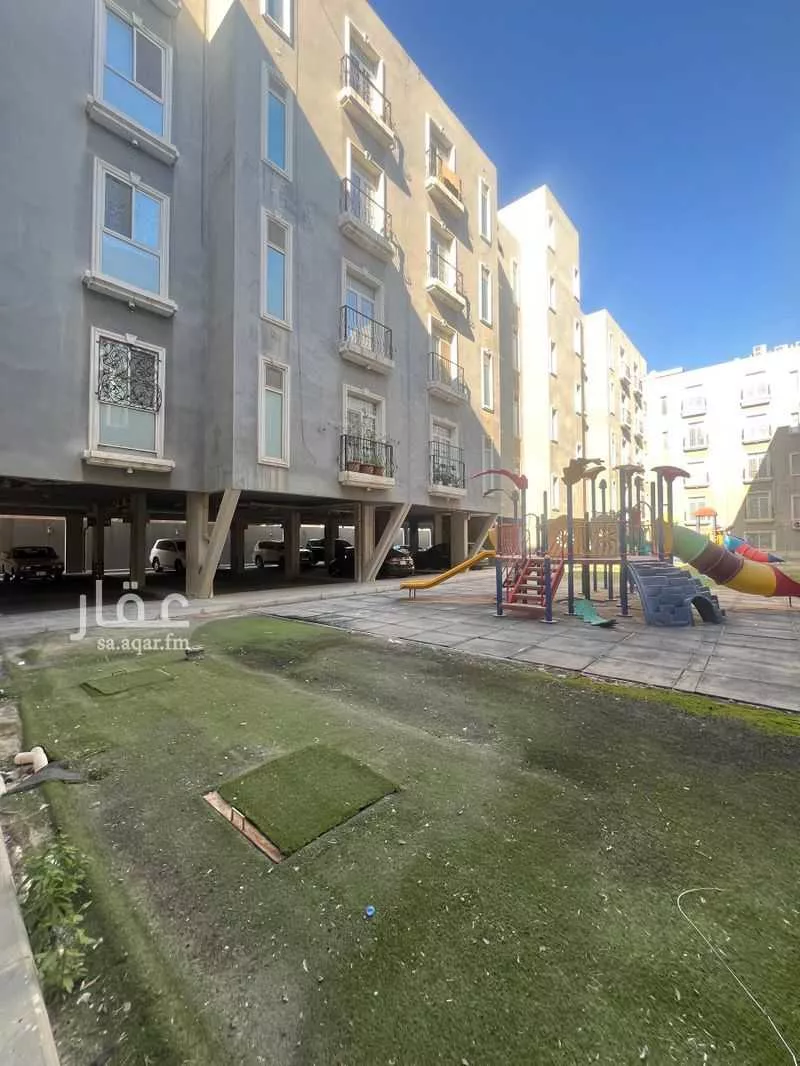 4 bedroom apartment in Tihamah 4